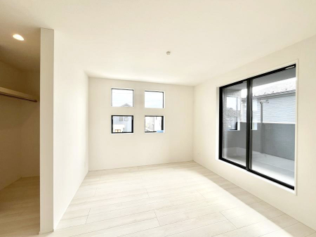 ���̑����ρ@�o���R�j�[���J�������v���X���Ă����m��