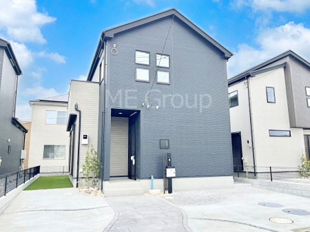 ���n�O�ώʐ^�@�������ꂽ�O�ρA�㎿�ȏZ��Ԃ��L���鎺���͉i�����S���ĉ߂�����Z���ł��B