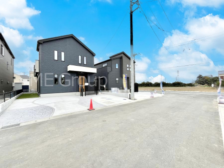 ���n�O�ώʐ^�@�O�ʓ��H�͂�����Ɛ�������Ă��܂�  