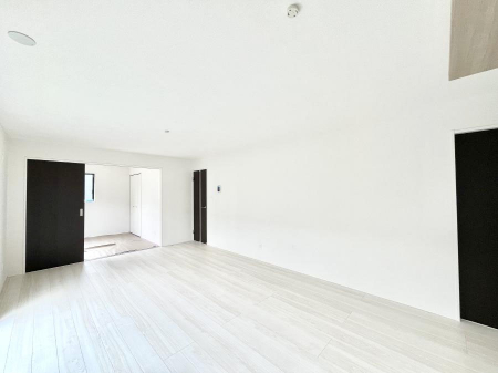 ���̑����ρ@�Ƒ������R�ƏW�܂�e���̃X�y�[�X�ɂȂ肻��