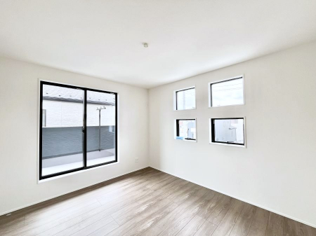 ���̑����ρ@�o���R�j�[���J�������v���X���Ă����m��