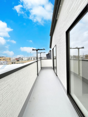 �o���R�j�[�@������̃o���R�j�[�I���Ƒ��̐��󕨂͂������A���z�c�������Ղ花���܂��I