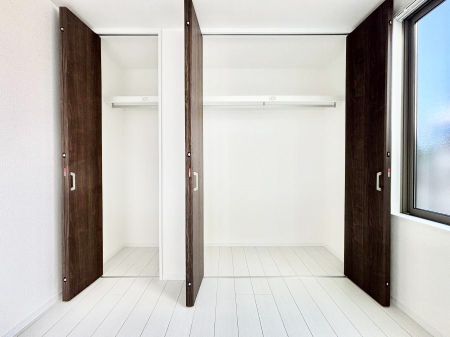 ���[�@�S�����N���[�[�b�g�t��