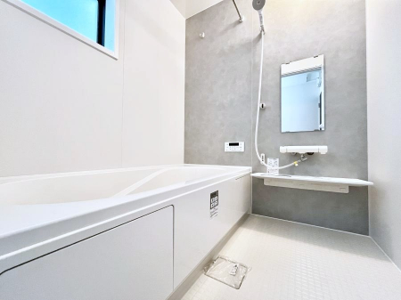 �����@����̔�����₷��؂ȃo�X�^�C���B�������Ƃ����C���y����Ŕ����Ƃ肽���ł��ˁI  