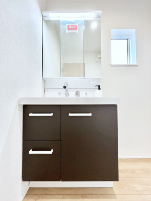 ���ʑ�E���ʏ��@�傫�����₷���O�ʋ��Ő�����������ʑ�́A�g�����Ȃ݃`�F�b�N�┧�̂������ɂ������߂ł��B 