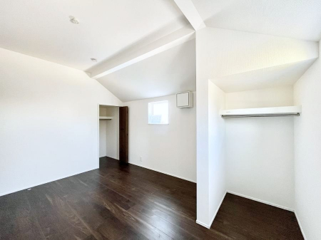 �q�������@�q�������ɂ��������߂Ȏ��[�X�y�[�X�����Ղ�̋���