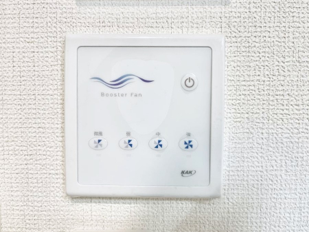 ���̑����ρ@�S�~��J�r�A����h���A�Z������N�ɁI�_�N�g���X�̃u�[�X�^�[�z�t�@��