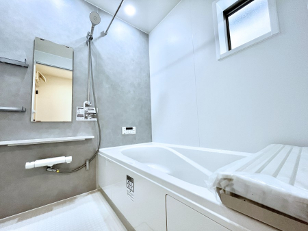 �����@����̔�����₷��؂ȃo�X�^�C���B�������Ƃ����C���y����Ŕ����Ƃ肽���ł��ˁI  