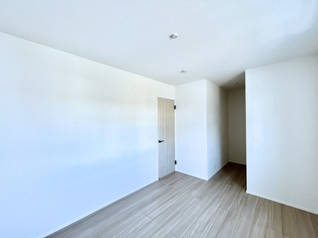 �q�������@�q�������ɂ��������߂Ȏ��[�X�y�[�X�����Ղ�̋���