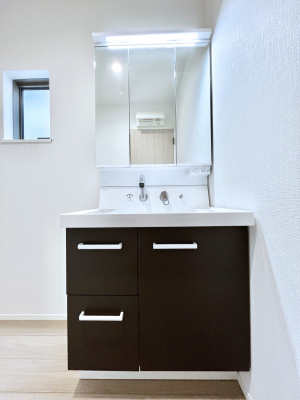 ���ʑ�E���ʏ��@�傫�����₷���O�ʋ��Ő�����������ʑ�́A�g�����Ȃ݃`�F�b�N�┧�̂������ɂ������߂ł��B 