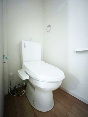 �g�C���@�����`Toilet�`�@�Y��E�X�b�L���E���K�ȃE�H�V�����b�g�t�g�C���ł��낰���Ԃł��B�g�C���͖����g�킴��𓾂Ȃ����́B����������ۂ������ł��ˁB�g�C����2��������̂Œ��̍��G���ɕ֗��ł��I