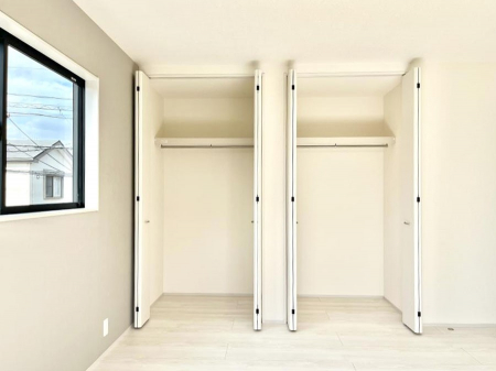 ���[�@�����Ղ�̎��[�X�y�[�X�ŉ��K�ɕ�点���� 