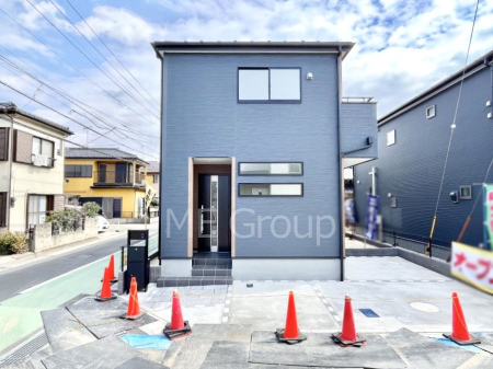 ���n�O�ώʐ^�@�������ꂽ�O�ρA�㎿�ȏZ��Ԃ��L���鎺���͉i�����S���ĉ߂�����Z���ł��B 