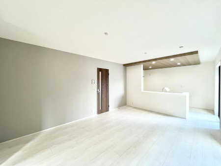 ���̑����ρ@�Ƒ������R�ƏW�܂�e���̃X�y�[�X�ɂȂ肻��