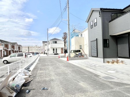 ���n�O�ώʐ^�@�O�ʓ��H�͂�����Ɛ�������Ă��܂�  