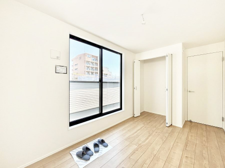 ���̑����ρ@�o���R�j�[���J�������v���X���Ă����m��