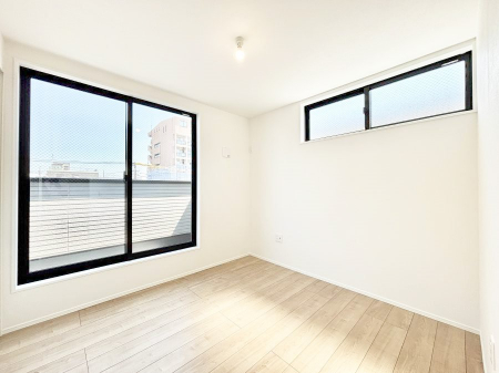 �Q���@�g���₷���`�Ńx�b�g��Ƌ�̒u�����ɂ����邱�Ƃ�����܂���B   