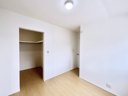 ���̑����ρ@�o���R�j�[���J�������v���X���Ă����m��