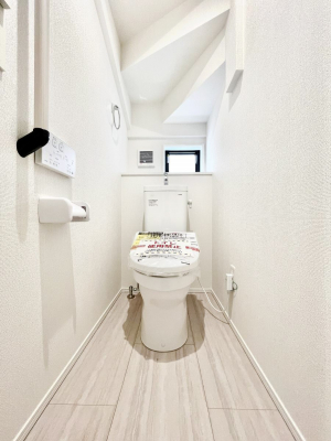 �g�C���@�������Q�������`Toilet�`�@�Y��E�X�b�L���E���K�ȃE�H�V�����b�g�t�g�C���ł��낰���Ԃł��B�̌������薾�邭�A���K��ԂƂȂ��Ă���܂��������g���ꏊ�����炱���̔z���ł��I
