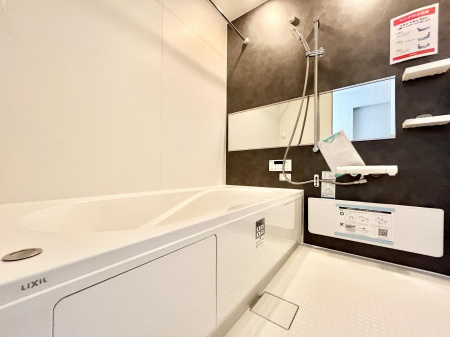 �����@����̔�����₷��؂ȃo�X�^�C���B�������Ƃ����C���y����Ŕ����Ƃ肽���ł��ˁI  