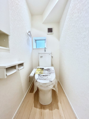 �g�C���@�������Q�������`Toilet�`�@�Y��E�X�b�L���E���K�ȃE�H�V�����b�g�t�g�C���ł��낰���Ԃł��B�̌������薾�邭�A���K��ԂƂȂ��Ă���܂��������g���ꏊ�����炱���̔z���ł��I