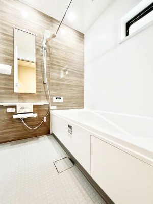 �����@����̔�������Ă���閾�邢�������̂���o�X���[��