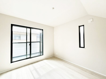 ���̑����ρ@�o���R�j�[���J�������v���X���Ă����m��