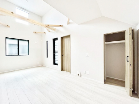 ���̑����ρ@�Ƒ������R�ƏW�܂�e���̃X�y�[�X�ɂȂ肻��