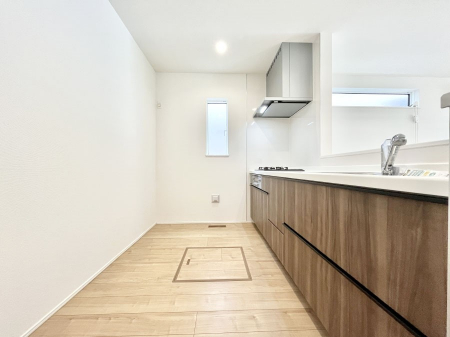 �L�b�`���@��Ƃ肠��L�b�`���ł͂��Ƒ��Ɗy�������������ł��܂��B