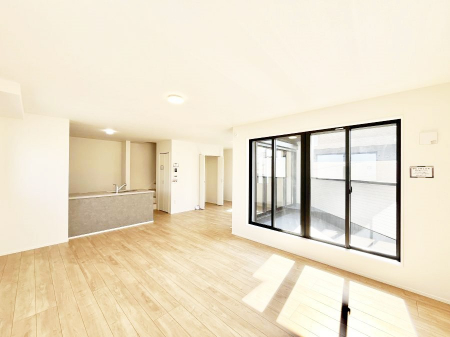 ���̑����ρ@�Ƒ������R�ƏW�܂�e���̃X�y�[�X�ɂȂ肻��