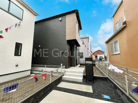 ���n�O�ώʐ^�@�O�ρ��Q�������`Exterior�`�@���X�����Ȃ���A�咣���߂����ǂ����]�T������������V���[�v�ȃt�H�����ŘȂޓ@��́A���V�̋�ƏƂ炵���킹�鎖�ŁA�{������ׂ������`�̎p�������Ă���܂��B