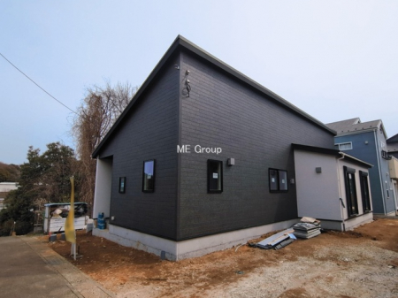 ���n�O�ώʐ^�@�`Exterior�`�@���ӂɂ͊w�Z�┃���{�݂����萶���A�q��ĂɓK���������L�����Ă��܂��I�u�i�Z�n�v�Ƃ��āA�����̂����w�����ł͂Ȃ��A���ӂ̊���ʊw�ł���w�Z�ɂ��Ă������k���������I