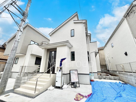 ���n�O�ώʐ^�@�O�ρ`Exterior�`�@���X�����Ȃ���A�咣���߂����ǂ����]�T������������V���[�v�ȃt�H�����ŘȂޓ@��́A���V�̋�ƏƂ炵���킹�鎖�ŁA�{������ׂ������`�̎p�������Ă���܂��B