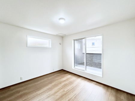 ���̑����ρ@�o���R�j�[���J�������v���X���Ă����m��