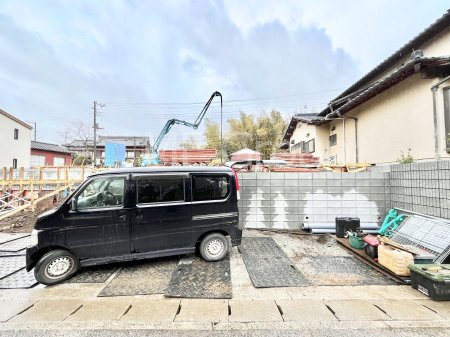 ���n�O�ώʐ^�@�O�ρ�D�������`Exterior�`�@��s���œ���̃X���[���C�t���΂Ɉ͂܂ꂽ�y�n�͓s��̌�����Y���ꂻ���B�l�G��ʂ��Ď��R�ƐG�ꍇ����X�|�b�g�����ӂɂ͐��肾������I  