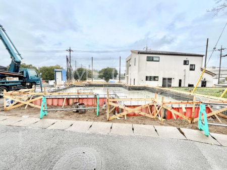 ���n�O�ώʐ^�@�O�ρ�A�������`Exterior�`�@��w�̈�ˌ��Ă𒆐S�Ƃ����X���݂����R�Ƒ����A���ӂ͍��������������Ă��Ȃ��̂ŁA�΂̑����ՐÂȎ����������ł��B���₩�Ȋ��̒��ŁA�S�n�悢�������߂܂��B  