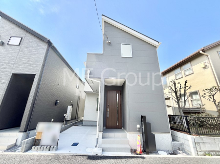 ���n�O�ώʐ^�@�O�ρ�1�������`Exterior�`�@��s���œ���̃X���[���C�t���΂Ɉ͂܂ꂽ�y�n�͓s��̌�����Y���ꂻ���B�l�G��ʂ��Ď��R�ƐG�ꍇ����X�|�b�g�����ӂɂ͐��肾������I�Z�݂����Ȃ�ƁB��炵�������B  