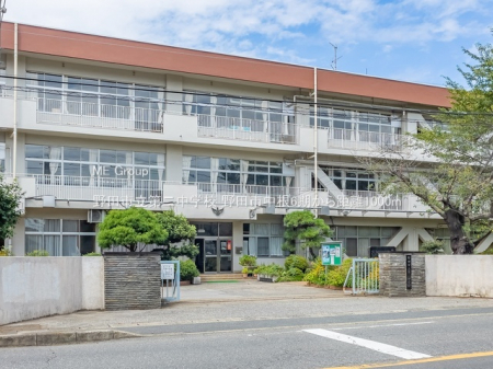 ���ӊ��@���w�Z 1000m ��c�s����񒆊w�Z