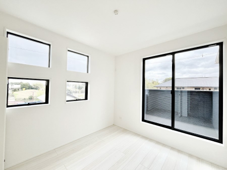 ���̑����ρ@���邢�o���R�j�[�T�C�h�ɗm����ݒu�B�ڊo�߂̗ǂ��Q���ɁB �@