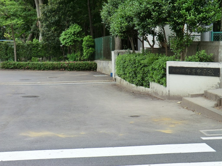 ���ӊ��@���w�Z 650m �D���s���؈䒆�w�Z