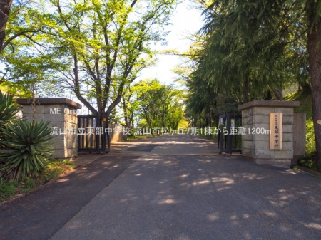 ���ӊ��@���w�Z 1200m ���R�s���������w�Z