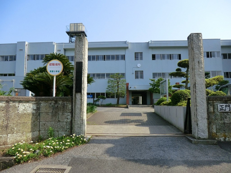 ���ӊ��@���w�Z 1200m �s���s���o�菬�w�Z