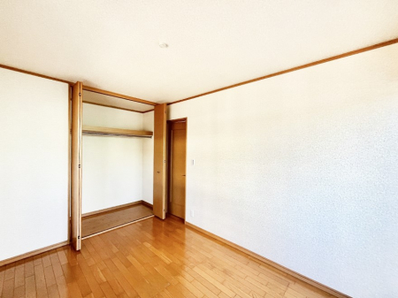 �Q���@�g���₷���`�Ńx�b�g��Ƌ�̒u�����ɂ����邱�Ƃ�����܂���B