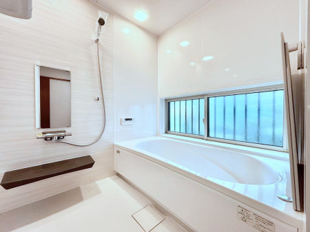 �����@����̔�����₷��؂ȃo�X�^�C���B�������Ƃ����C���y����Ŕ����Ƃ肽���ł��ˁI  