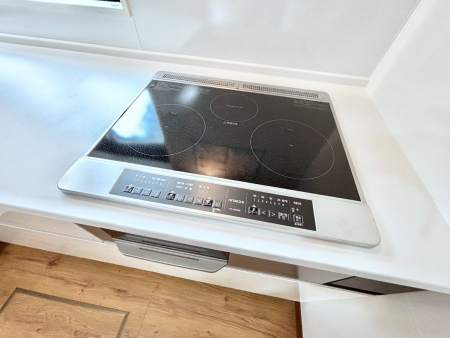 ���̑����ρ@IH�N�b�L���O�q�[�^�[�͓V�̒����ʂ��t���b�g�Ȃ̂Œ�����̓T�b�ƈ�@�����邾���I