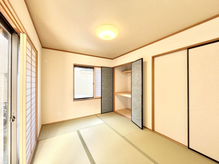 ���̑����ρ@�_�炩����̋�Ԃ́A���q�l�̗V�я�◈�q���̂����ĂȂ��̏ꏊ�Ƃ��ďd�󂵂܂��B 