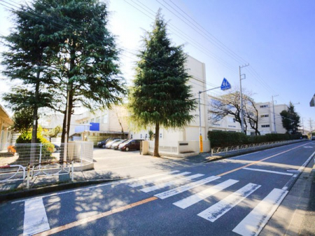 ���ӊ��@���w�Z 1500m �D���s���C�_���w�Z