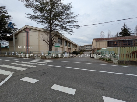 ���ӊ��@���w�Z 640m �s���s���C���䒆�w�Z