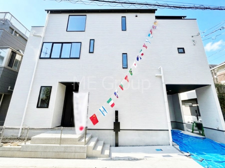 ���n�O�ώʐ^�@�������ꂽ�O�ρA�㎿�ȏZ��Ԃ��L���鎺���͉i�����S���ĉ߂�����Z���ł��B 