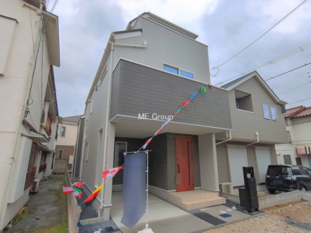 ���n�O�ώʐ^�@���Q�������`Exterior�`�@��ˌ��Ă̑傫�ȃ����b�g�́A�����B�́u�y�n�v���u���R�Ɂv�g���鎖�ł��B�K�[�f�j���O��c�h�x�C�Ԃ�o�C�N�̎�ȂǗl�X�ȗp�r�ŗ��p�ł��܂��B